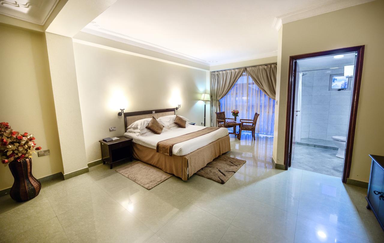 Hotel Sojovalo Kampala Luaran gambar
